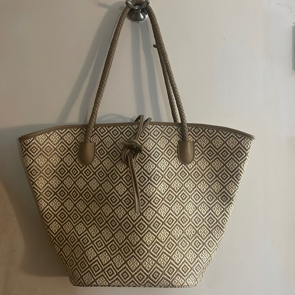Neiman Marcus Wicker style beach bag